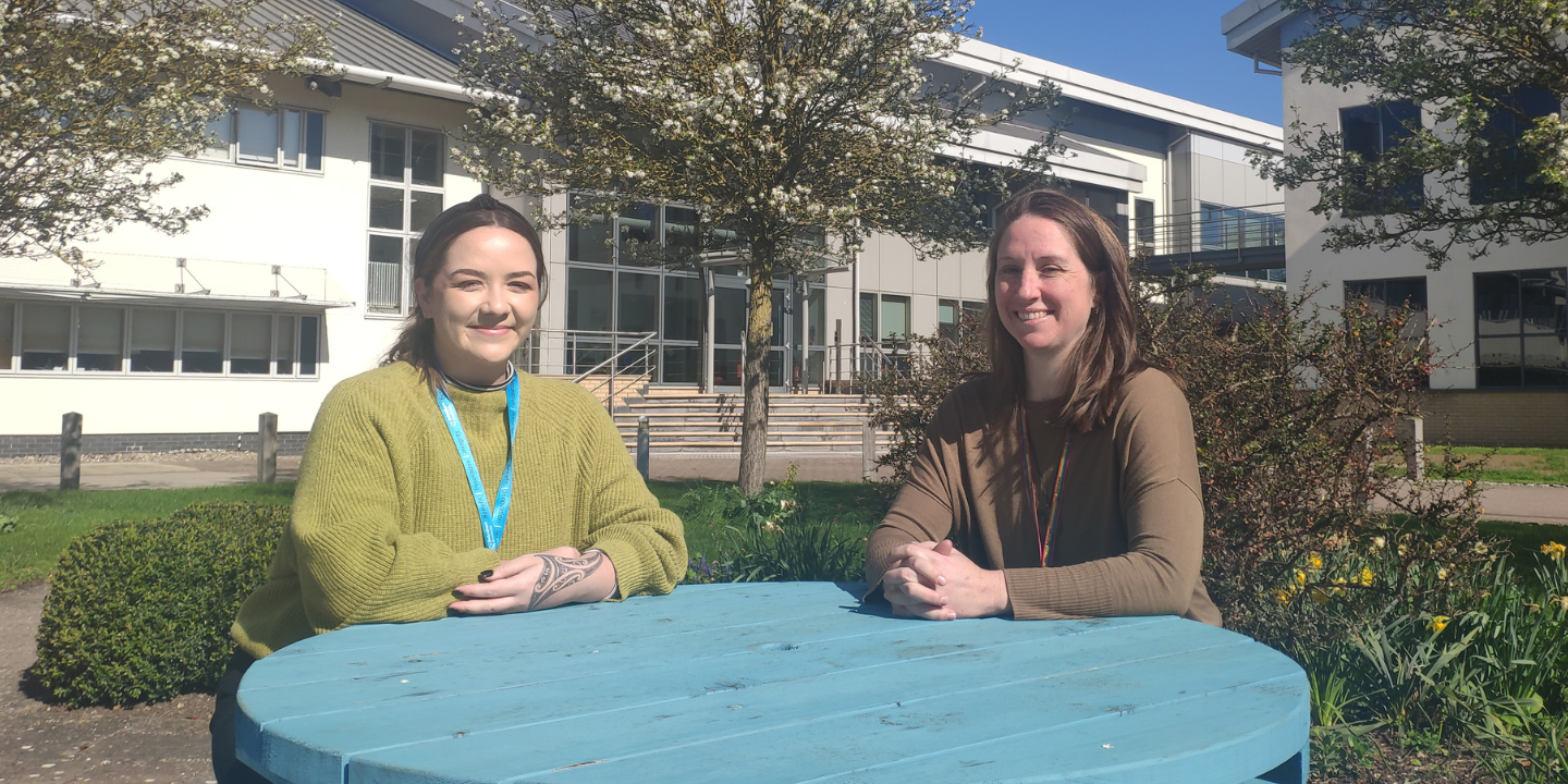 Theresa Pankhurst (left) and Michelle Linterman (right) sat outside the Babraham Institute labs.